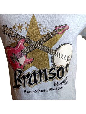 True Vintage T-shirt Medium Single Stitch Branson Missouri Fruit Loom 50/50  90s
